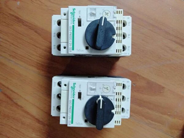 bao-ve-qua-dong-dong-co-van-buom-schneider-gv2-pm32c