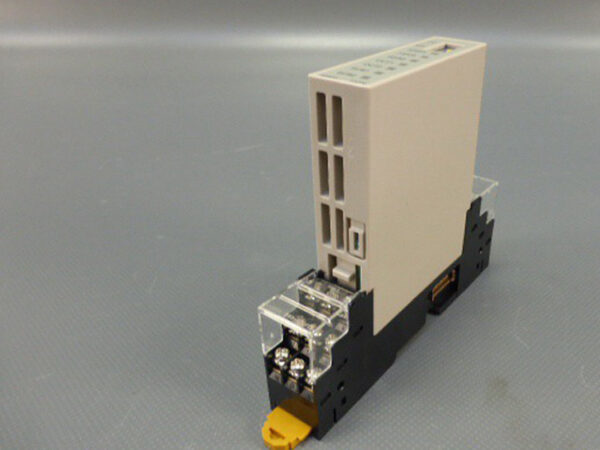 bo-dieu-khien-nhiet-do-omron