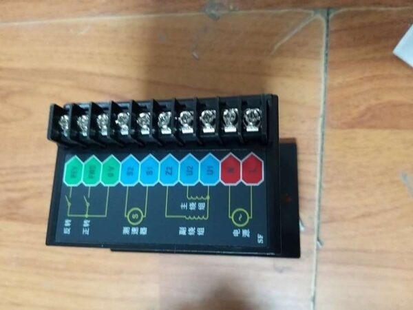 bo-dieu-khien-toc-do-dong-co-SF