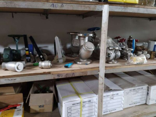 Phu-kien-nganh-nuoc-van-bi-giam