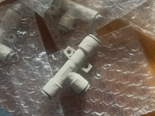 dau-chuyen-hut-chan-khong-AZH10D