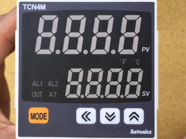 Bo-dieu-khien-nhiet-do-Autonics