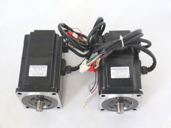 YASKAWA-SGMPH-01A1A21-Servo-Motor