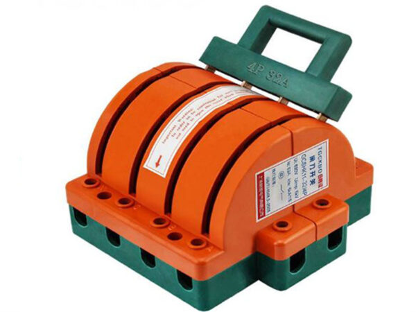 Cầu dao đảo chiều 4P 100A .