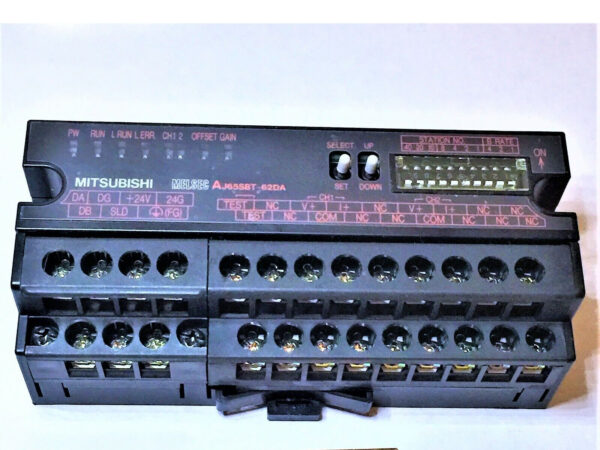 Digital-Analog Converter Module Type AJ65SBT-62DA.