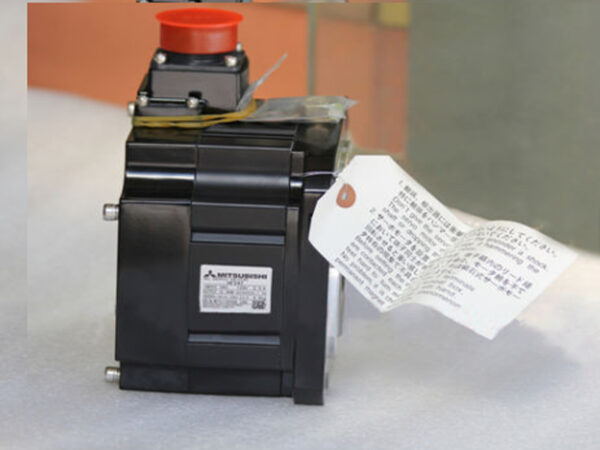 Mitsubishi HF54T AC Servo Motor