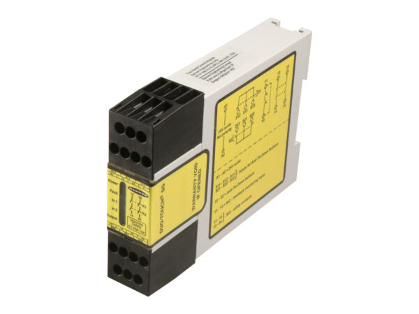 banner-at-fm-10k-safety-relay