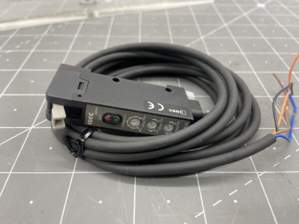 bo-khuech-dai-soi-cam-bien-idec-sa1c-fn3e