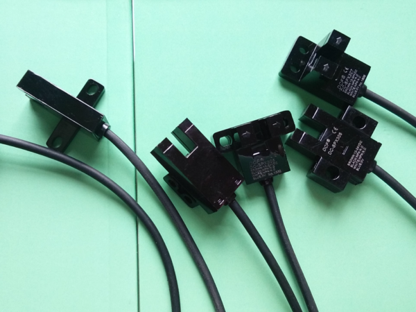 cam-bien-quang-dien-daochuan-dc-spx305