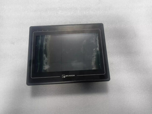 man-hinh-hmi-weintek-mt8100i-v2en