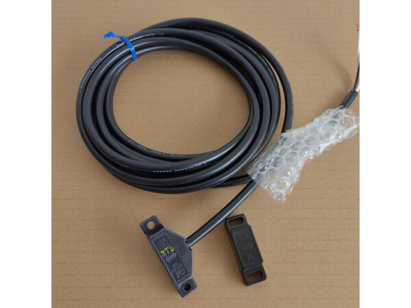 cam-bien-fuji-aes502l-3t5-aeq020-1t