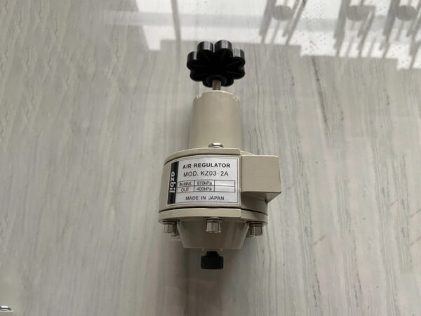 van-giam-ap-loc-khi-azbil-kz03-2a